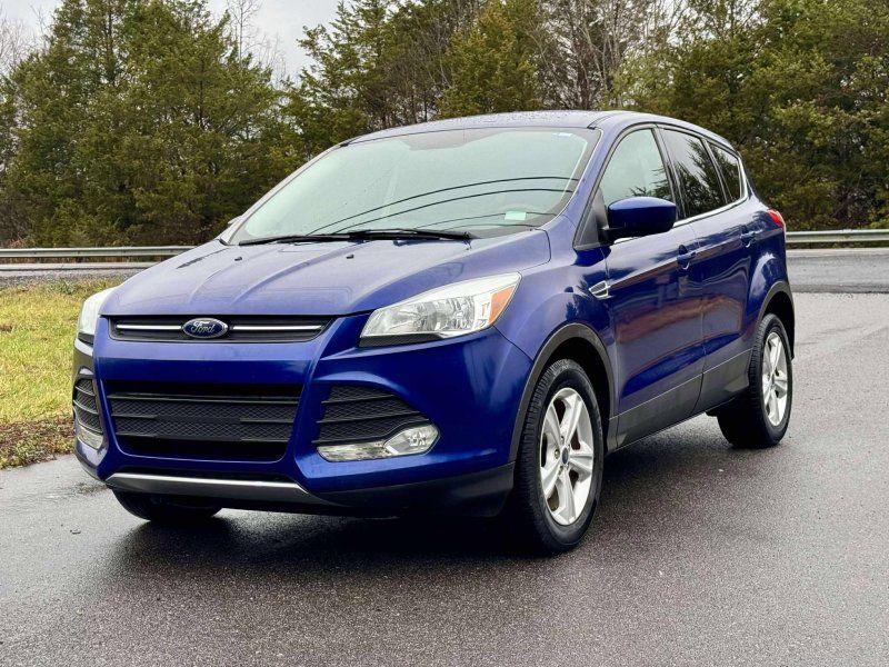 2016 Ford Escape SE's photo