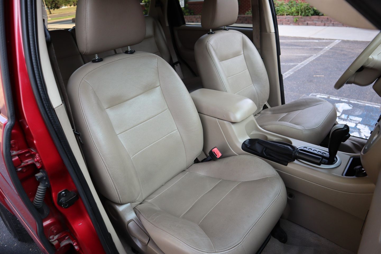 2007 Ford Escape Limited | Victory Motors of Colorado