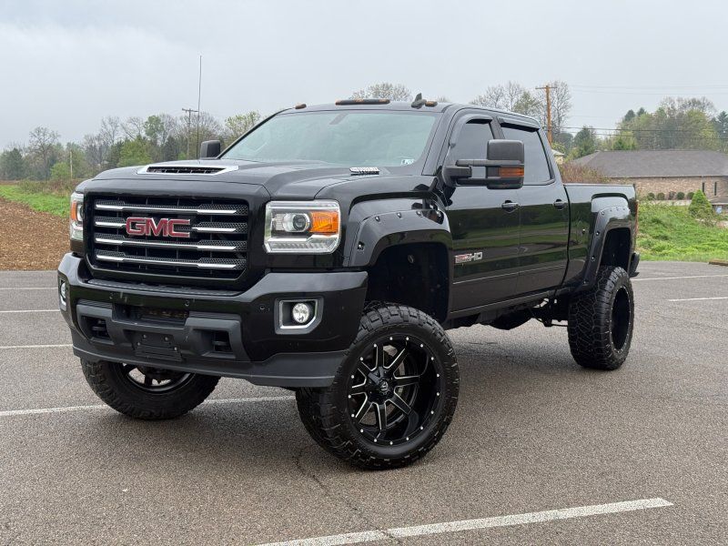 2018 GMC Sierra 4WD Crew Cab Standard Box SLT's photo