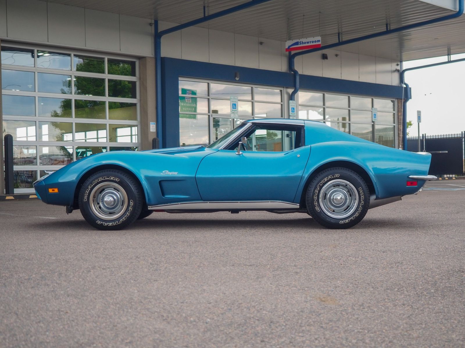 1973 Chevrolet Corvette 10