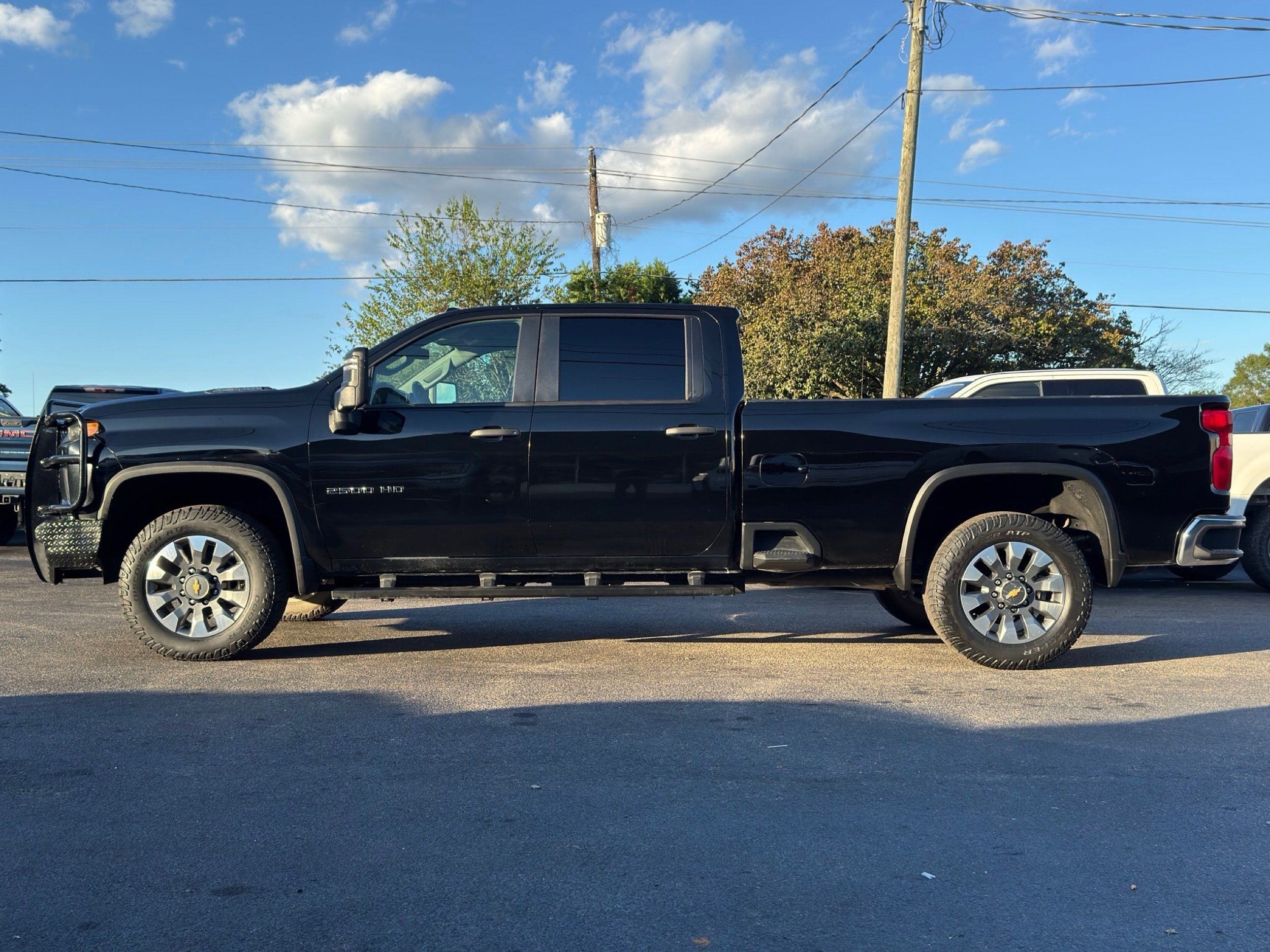 2022 Chevrolet Silverado 2500HD Custom photo 4