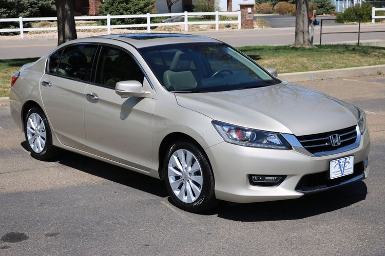 2013 Honda Accord EXL V6 Victory Motors of Colorado
