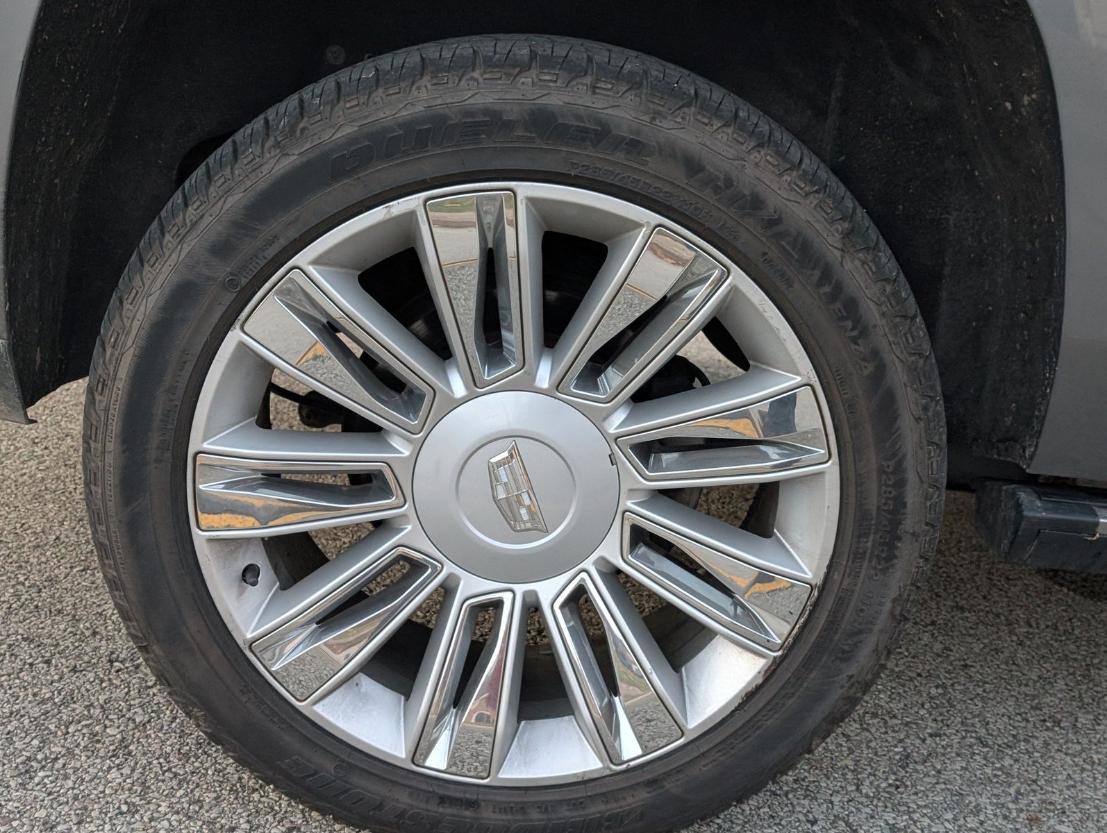 2019 Cadillac Escalade ESV 16