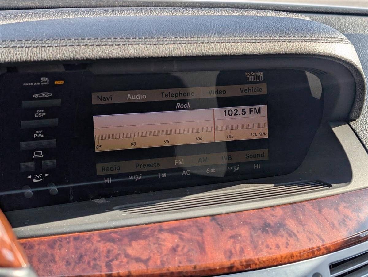 2009 Mercedes-Benz S-Class 46