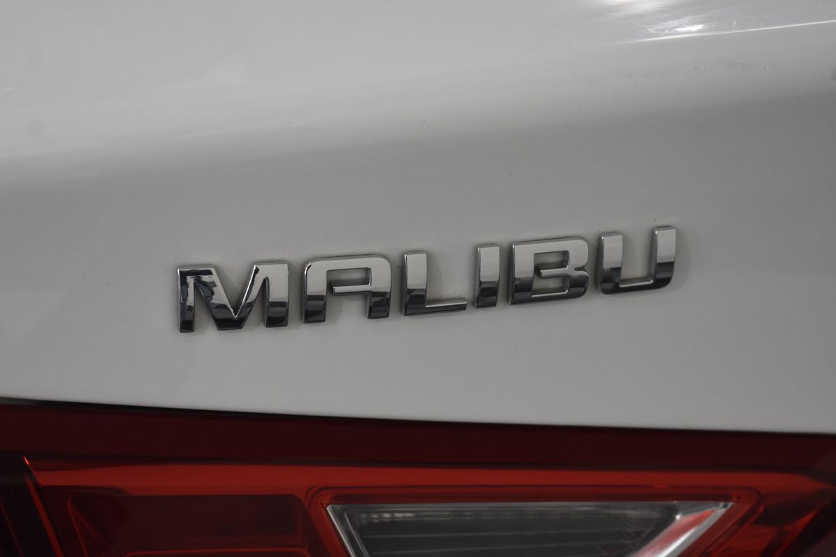 2023 Chevrolet Malibu FWD 1FL