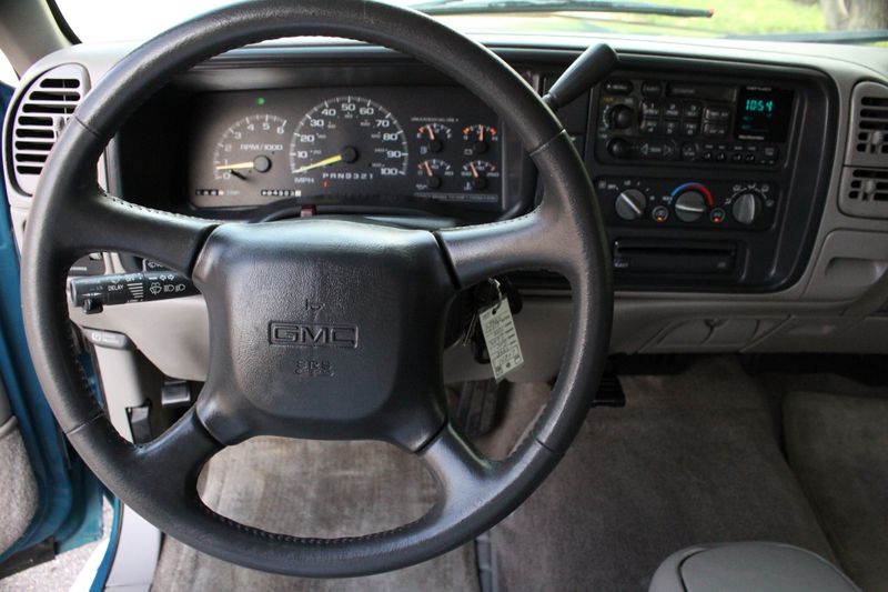 1998 GMC Sierra 1500 Photos