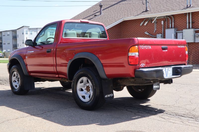 2004 Toyota Tacoma Photos