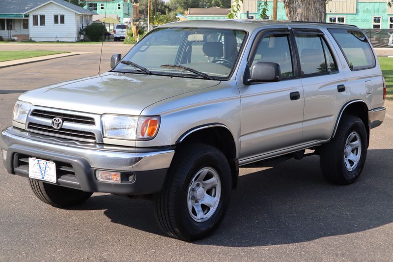 1999 Toyota 4Runner Photos