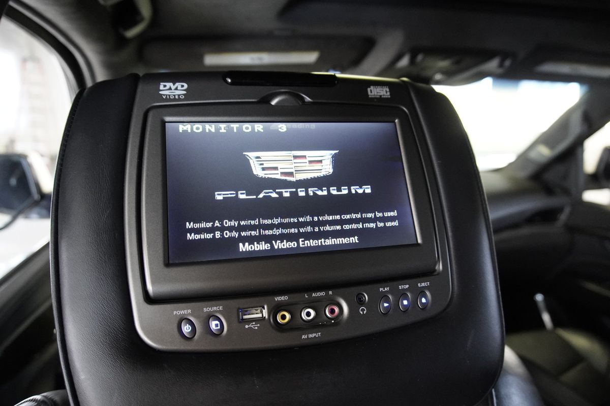 2016 Cadillac Escalade ESV Platinum