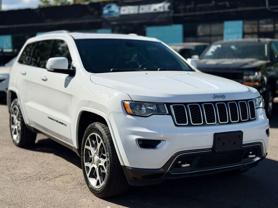 2018 Jeep Grand Cherokee Sterling Edition 4x4