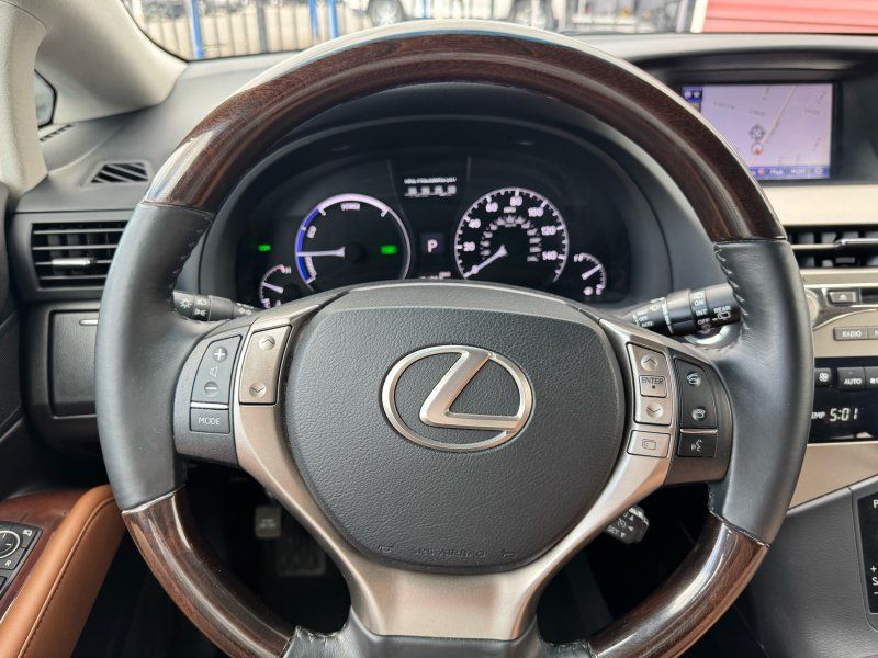 2015 Lexus RX 450h photo 13