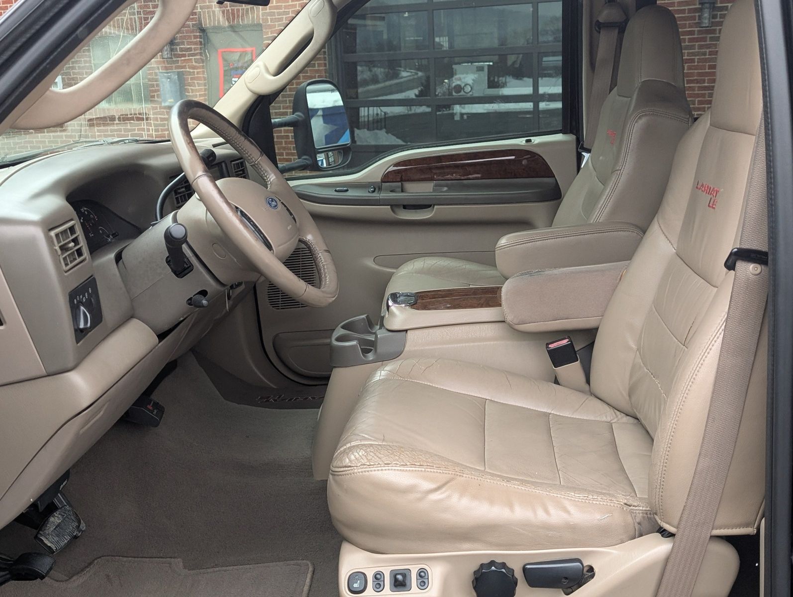 2004 Ford F-350 Super Duty 148