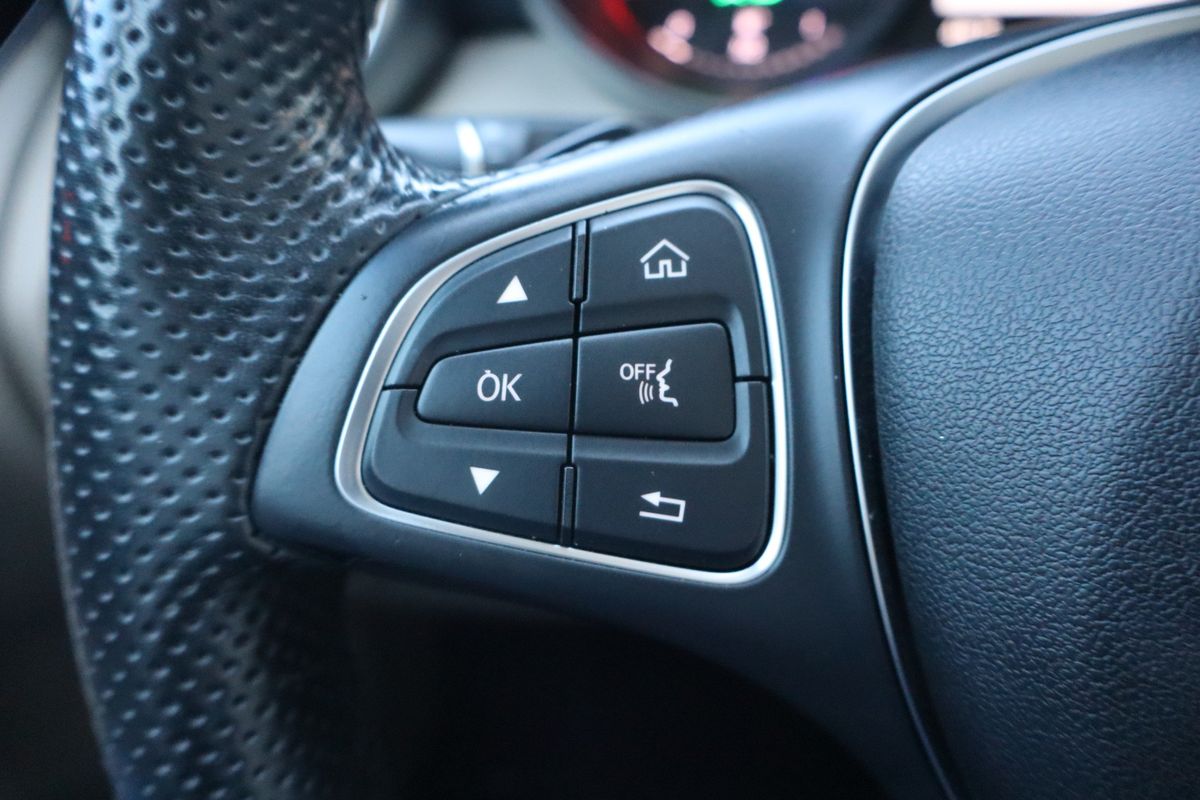 2018 Mercedes-Benz GLC 300 4MATIC