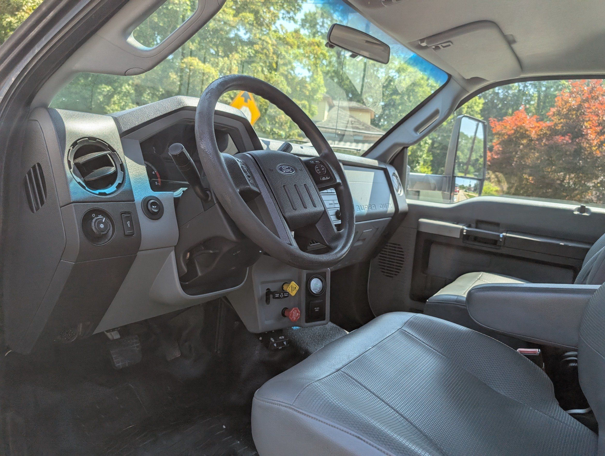 2018 Ford F-650 SuperCab photo 46