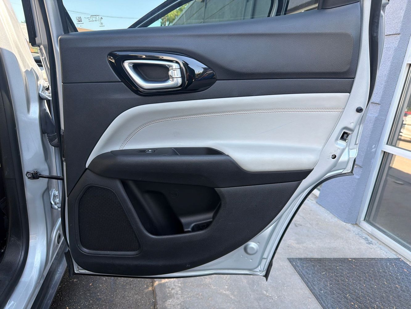 2025 Jeep Compass Limited - Photo 36