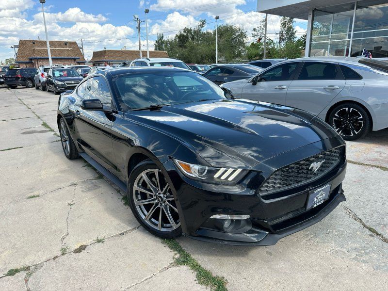  2017 Ford Mustang Coupe Rear-Wheel Drive 6-Speed Manual