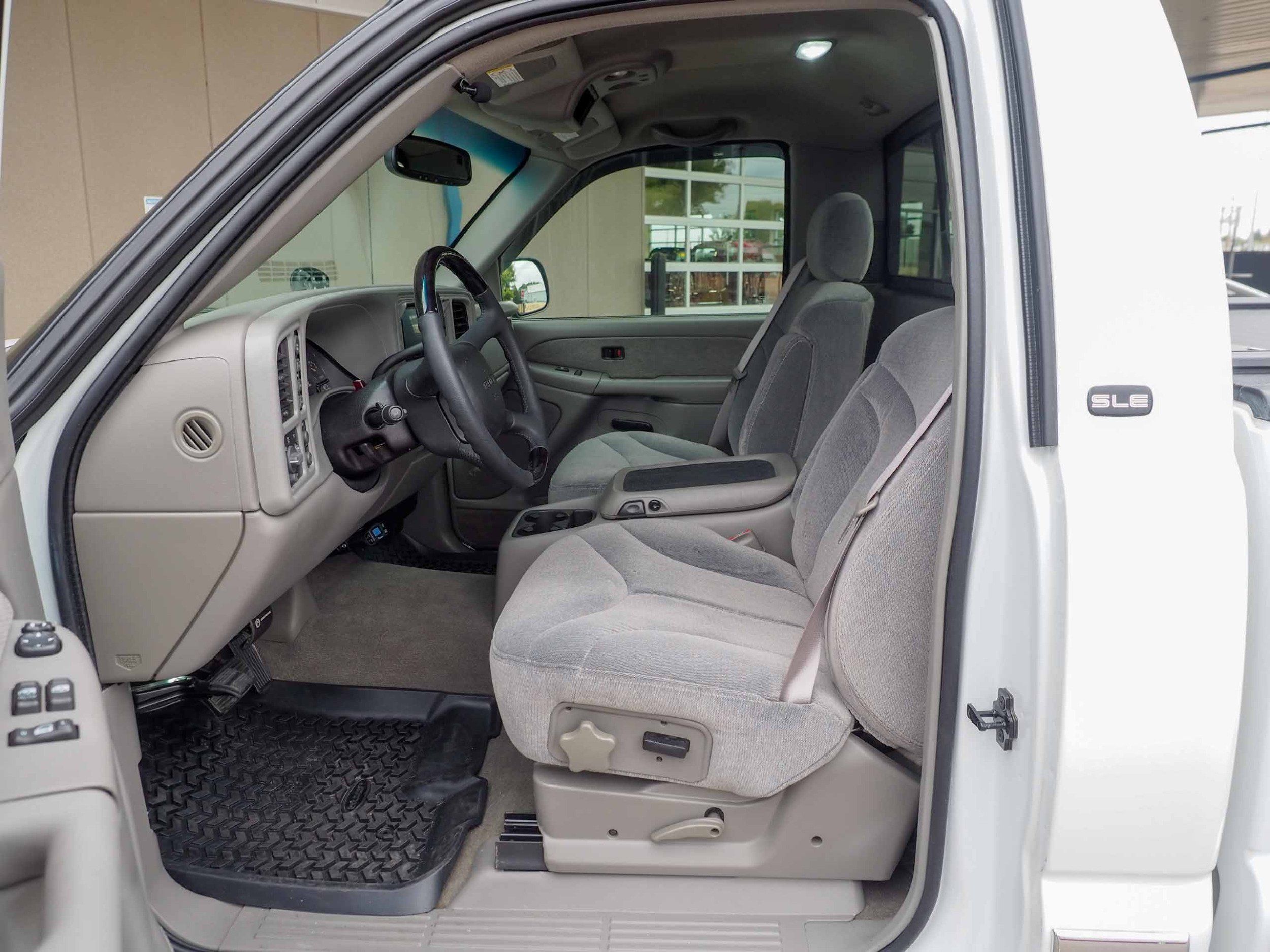2000 GMC Sierra 1500 White SLE
