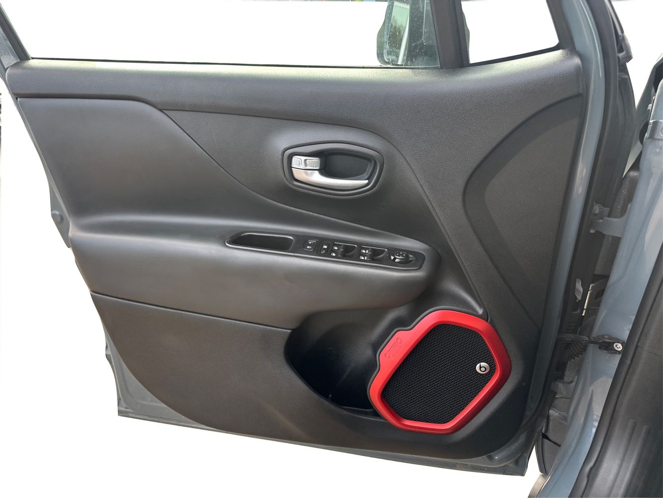 2018 Jeep Renegade Trailhawk photo 15