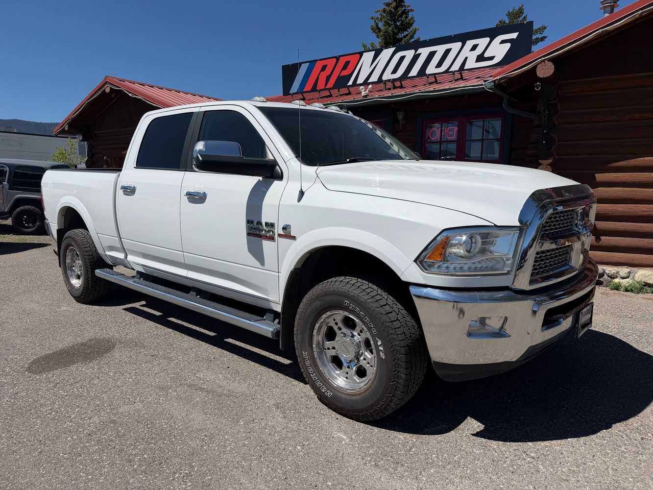 2013 RAM 2500 Laramie 4X4 Crew Cab SWB's photo