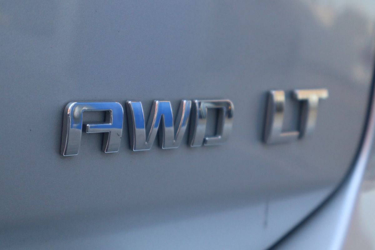 2020 Chevrolet Equinox AWD 2FL