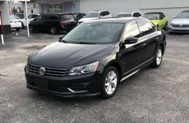 Black 2017 Volkswagen Passat Sedan Front-Wheel Drive 6-Speed Automatic