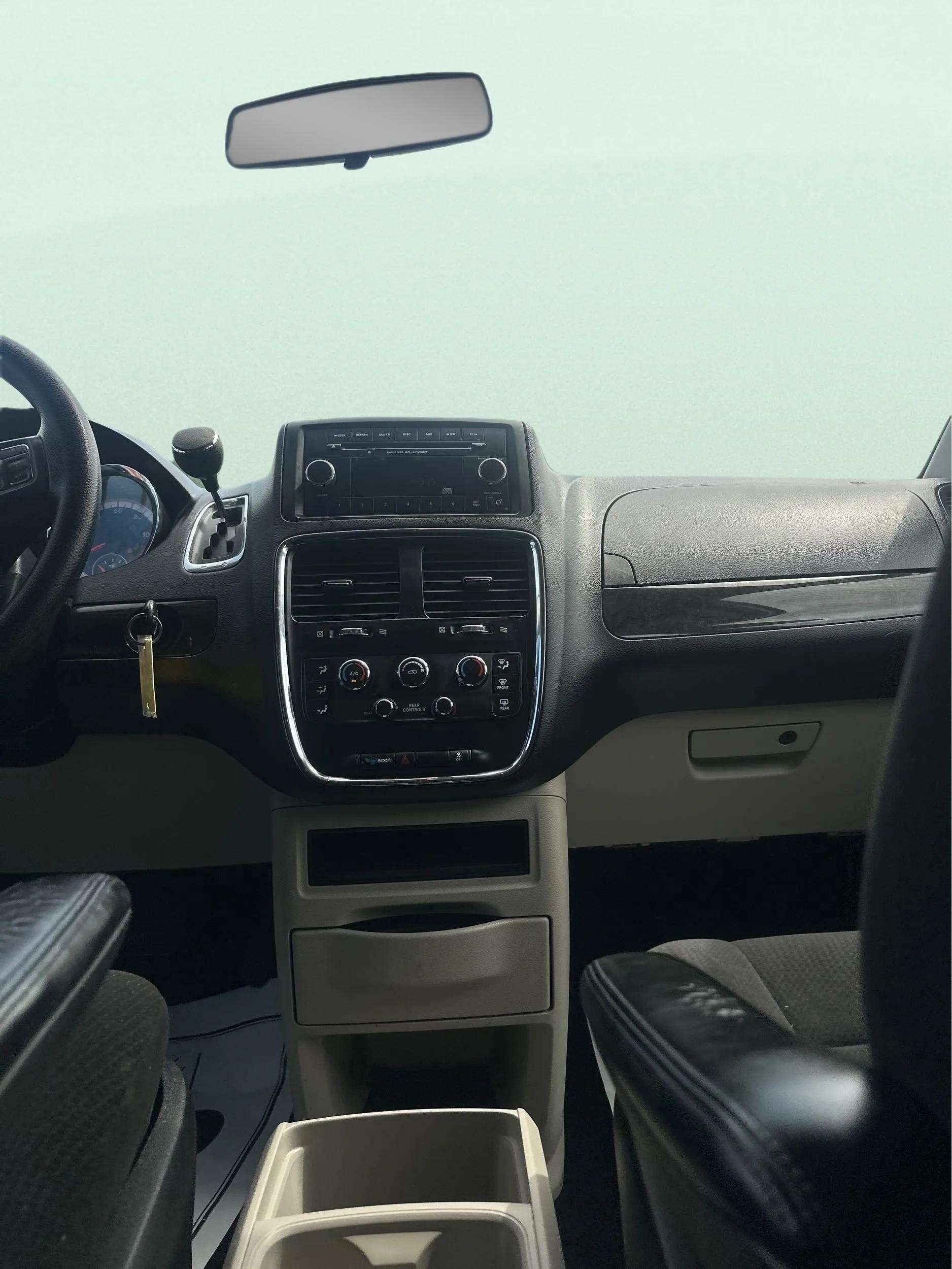 2013 Dodge Grand Caravan SE - Photo 14