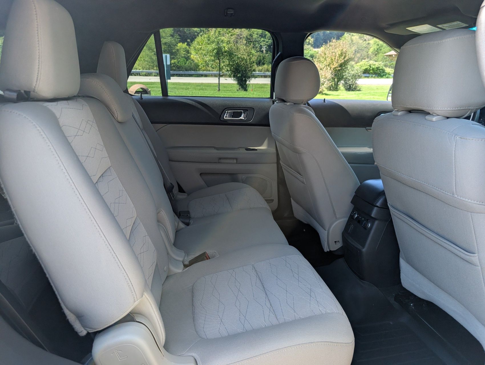 2014 Ford Explorer 49