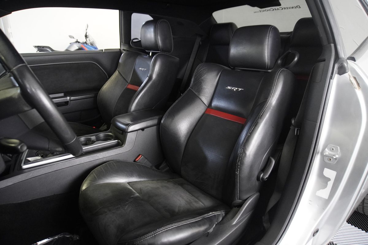 2009 Dodge Challenger SRT8