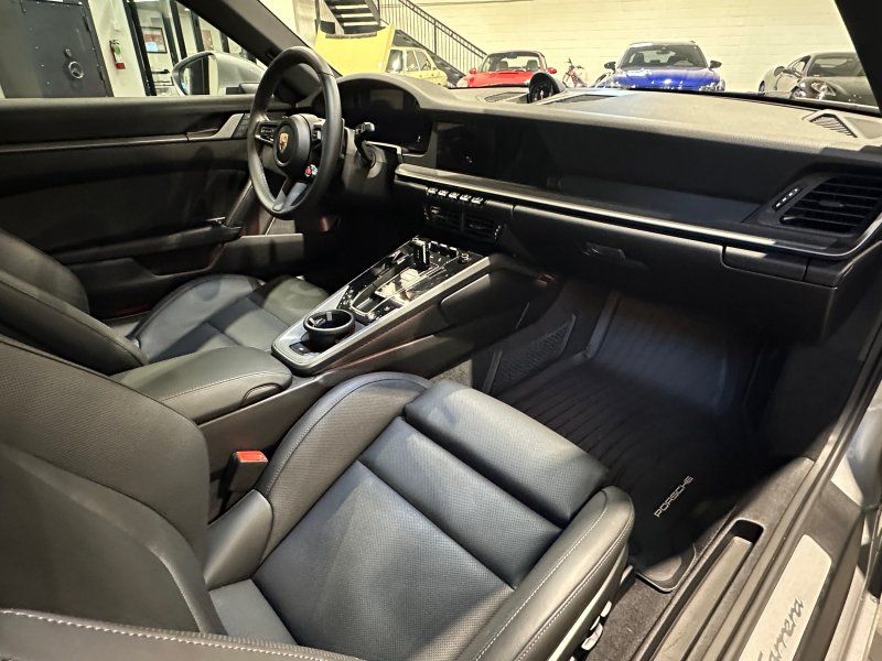 2025 Porsche 911 Carrera, photo 15
