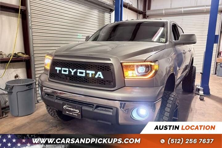 2012 Toyota Tundra Limited's photo