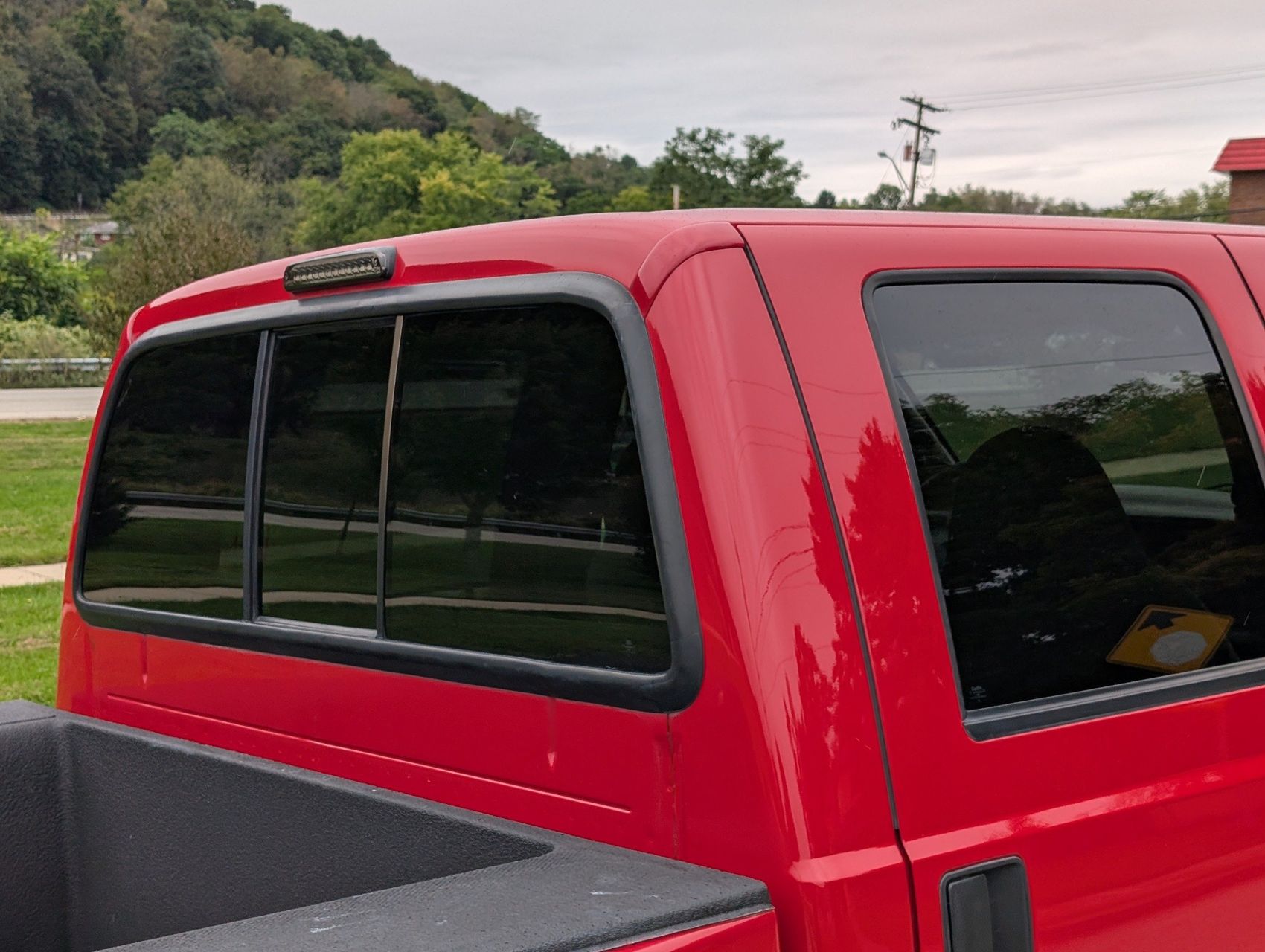 2001 Ford F-550 33