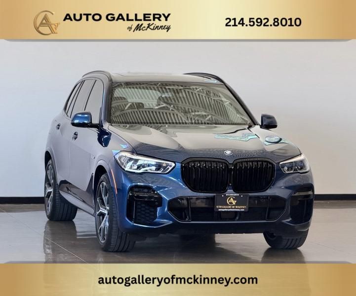 2022 BMW X5 xDrive45e's photo