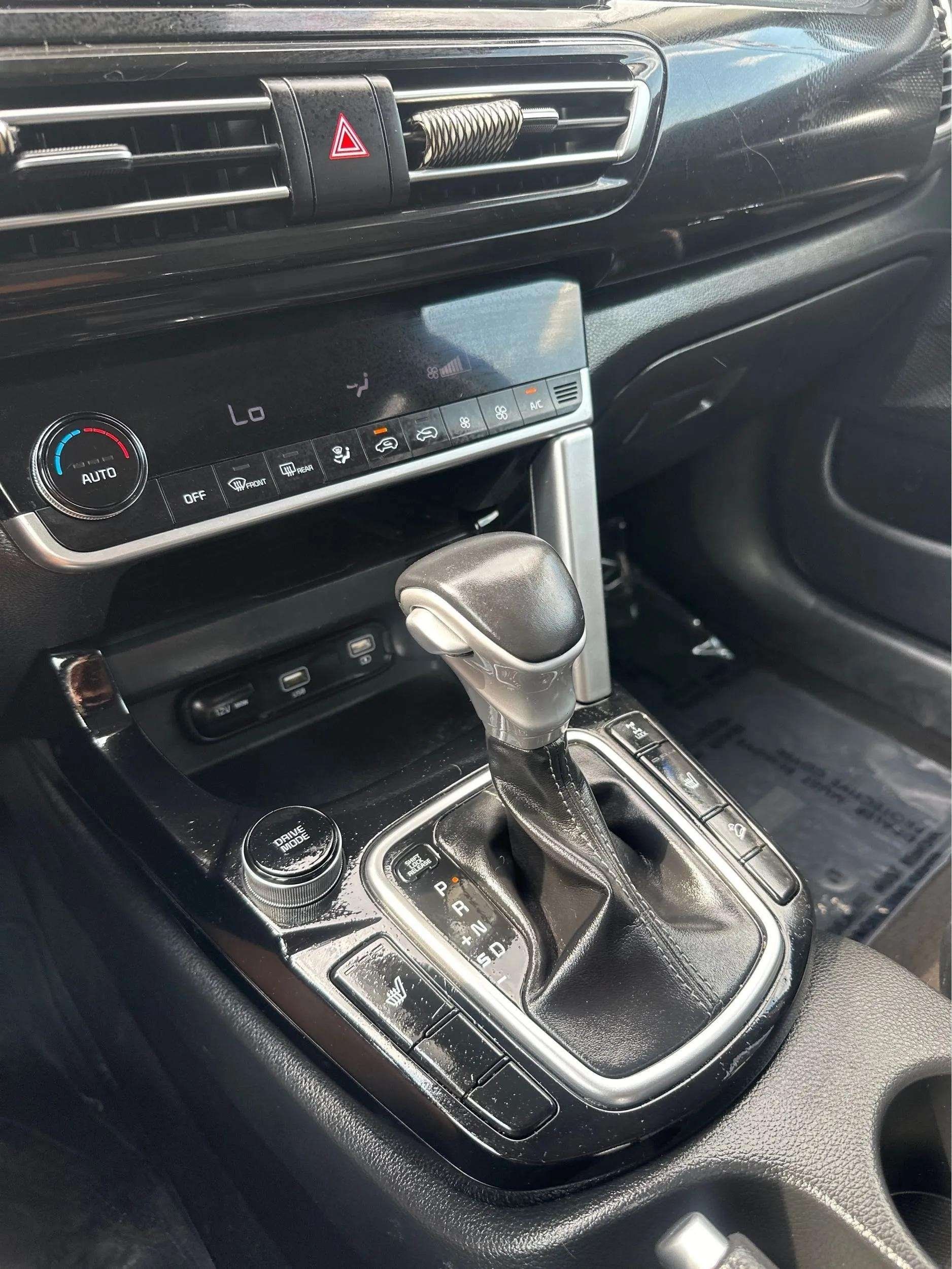 2022 Kia Seltos EX - Photo 25