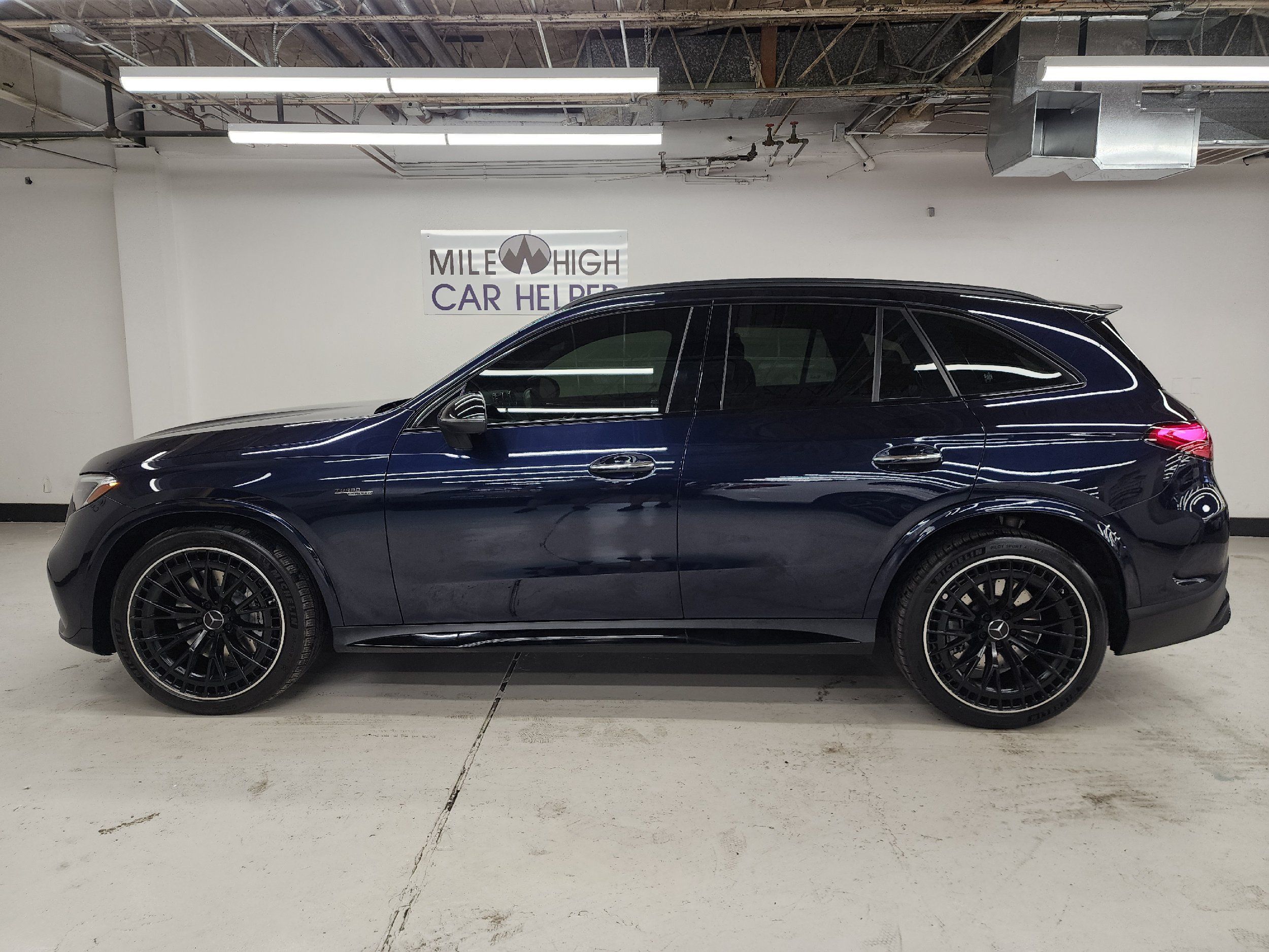 2024 Mercedes Benz GLC AMG 43 4MATIC photo 7