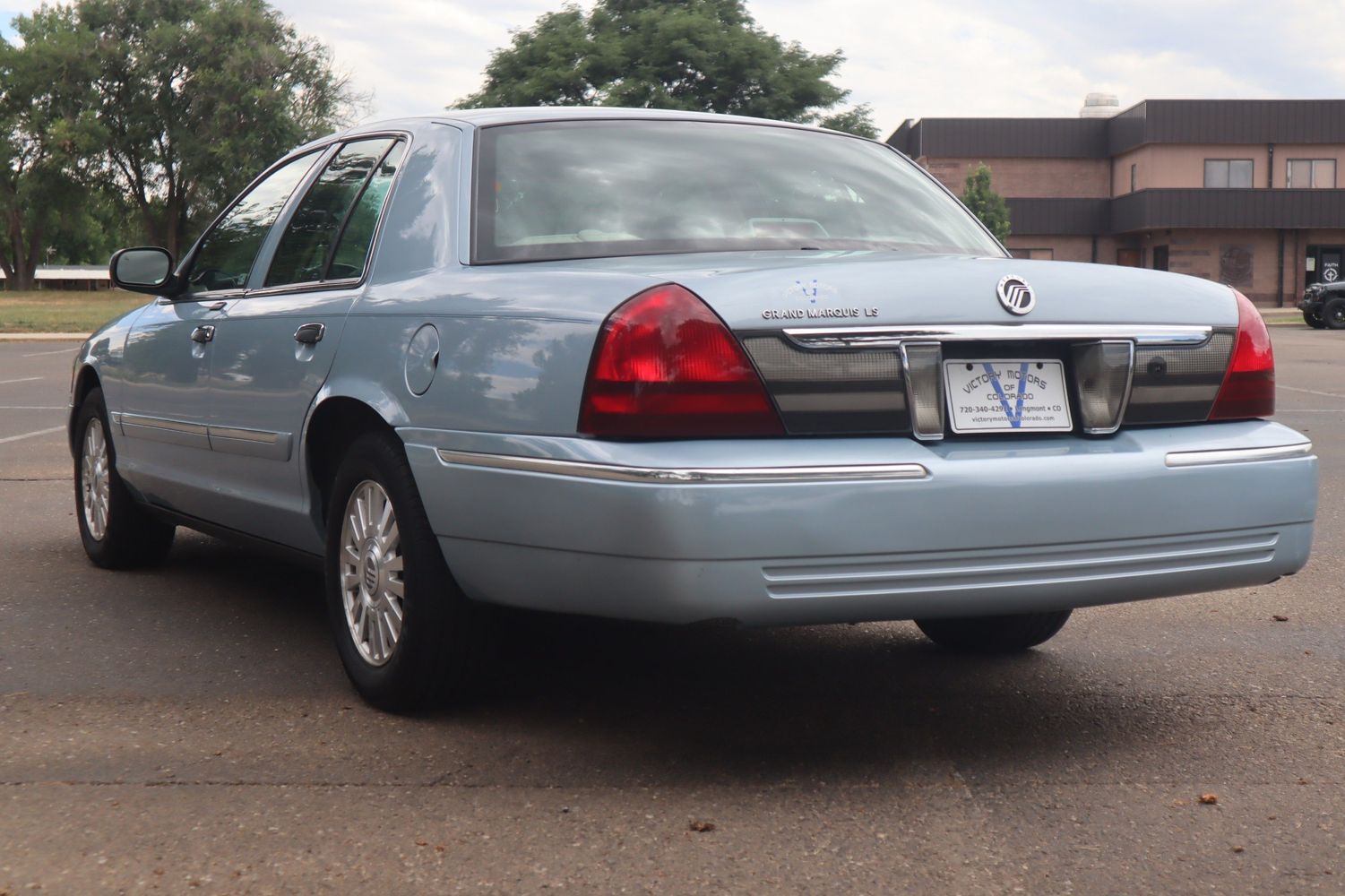 2006 Mercury Grand Marquis LS Premium | Victory Motors of Colorado