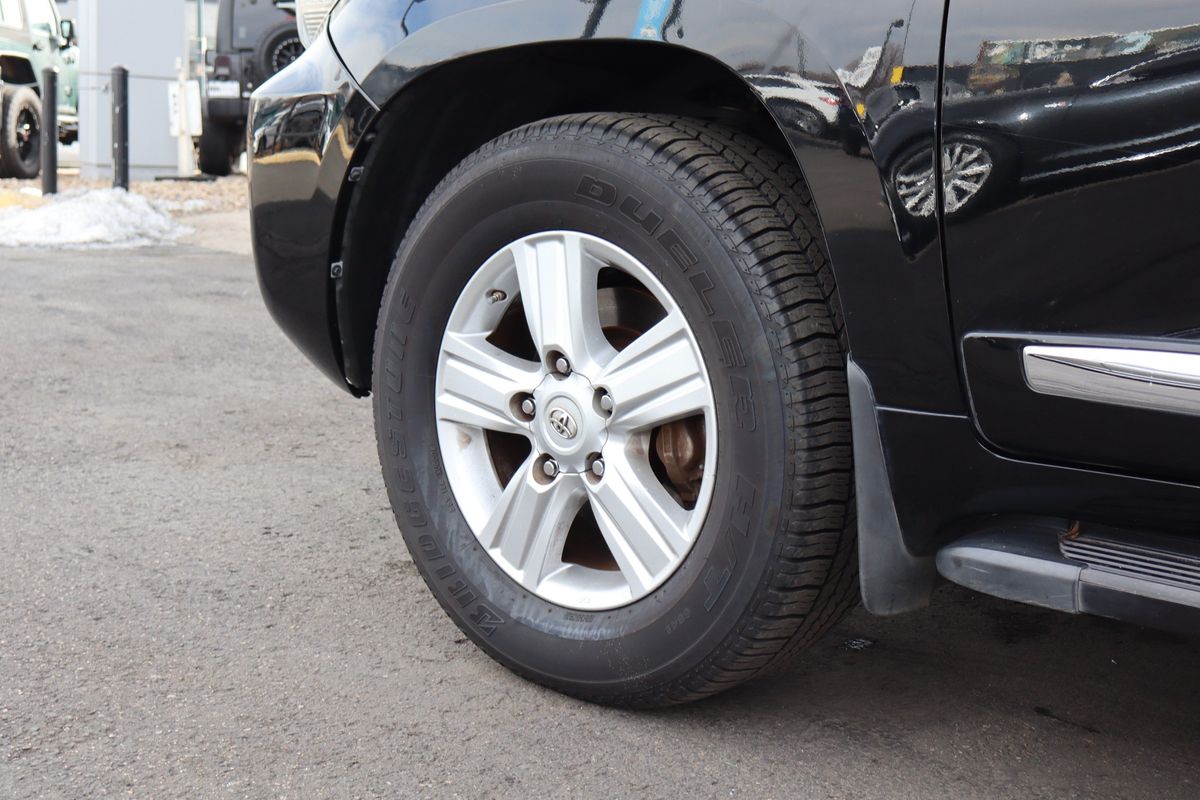 2013 Toyota Land Cruiser 