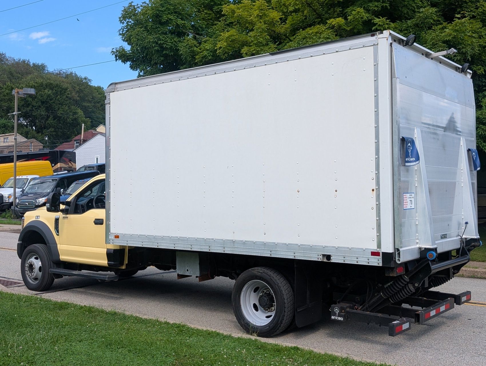 2019 Ford F-550 9