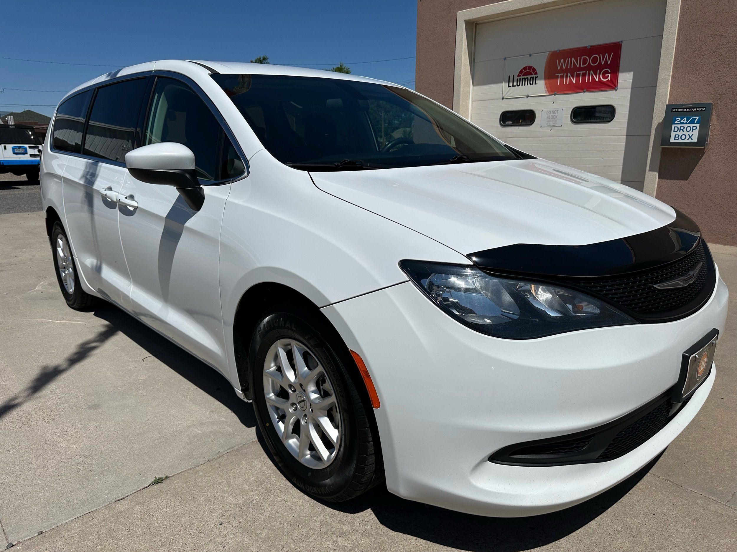 2022 Chrysler Voyager's photo