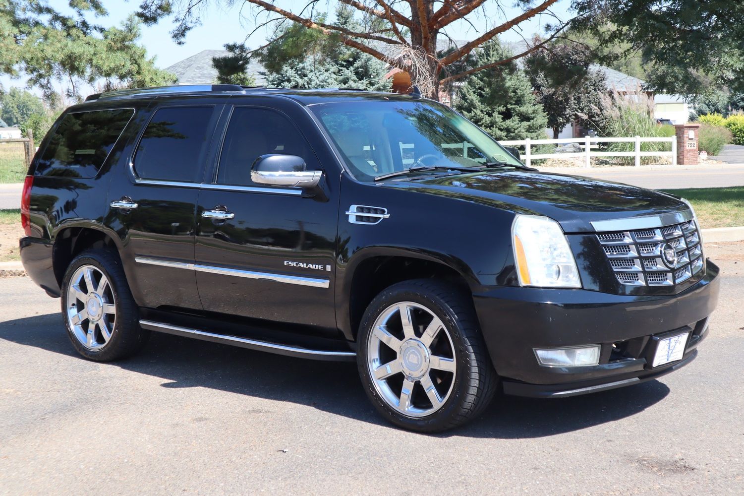 2007 Cadillac Escalade Base | Victory Motors of Colorado