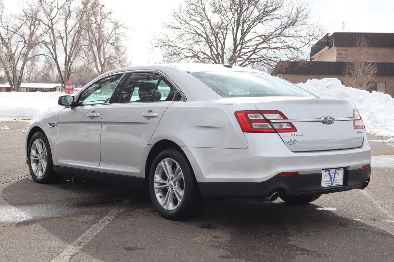 2015 Ford Taurus SEL | Victory Motors of Colorado