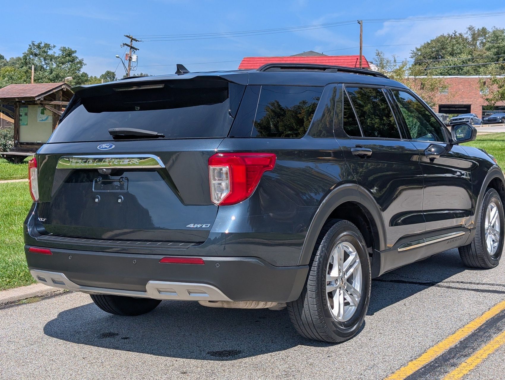 2023 Ford Explorer 8