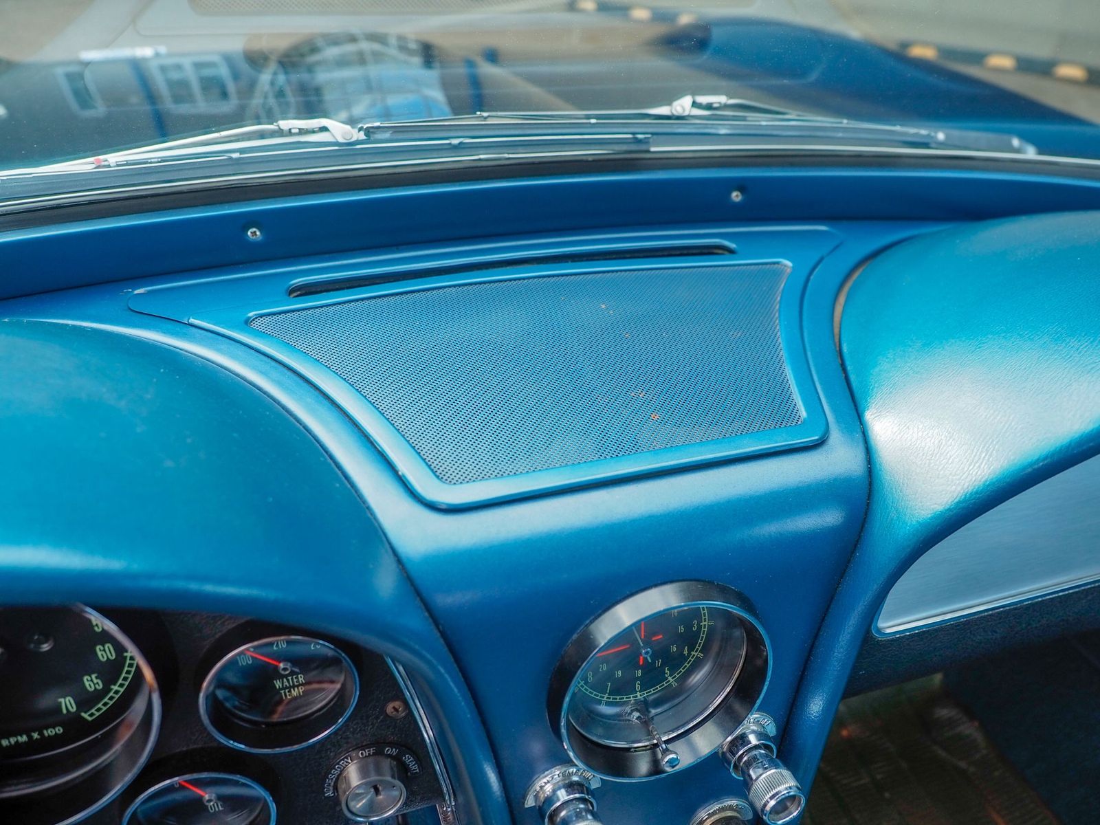 1966 Chevrolet Corvette 59