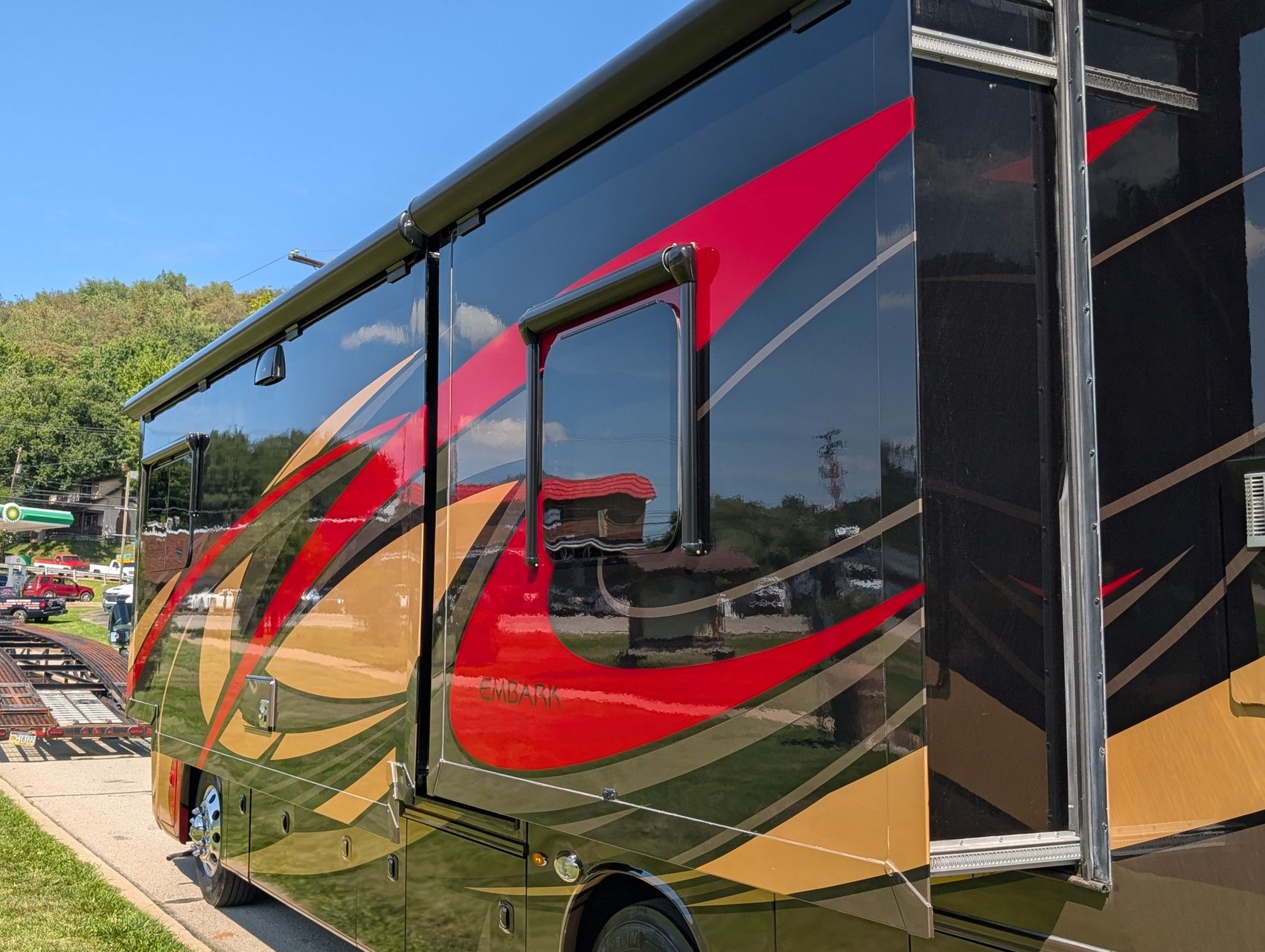 2019 Jayco Embark 33