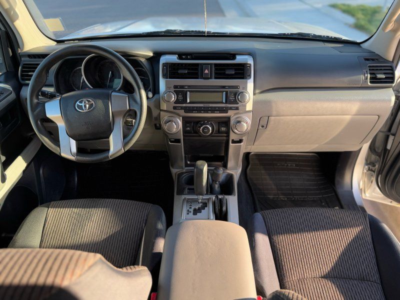 2010 Toyota 4Runner SR5 - Photo 15