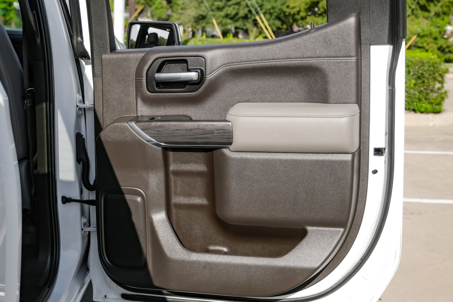 2019 Chevrolet Silverado LTZ photo 34