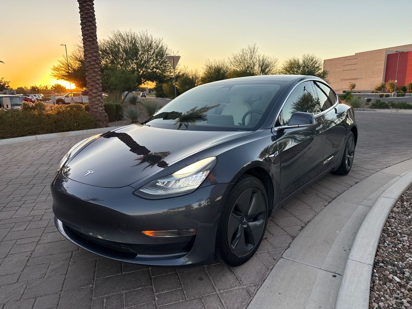 2019 Tesla Model 3 Standard Range Plus photo 6