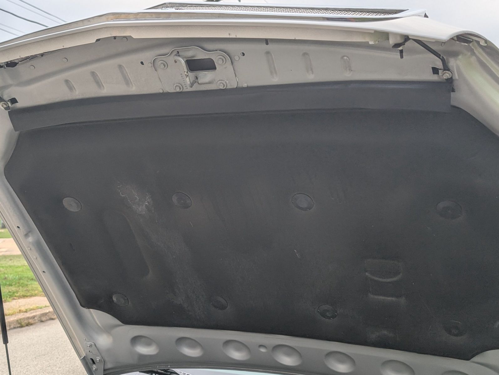 2005 Cadillac DeVille 127