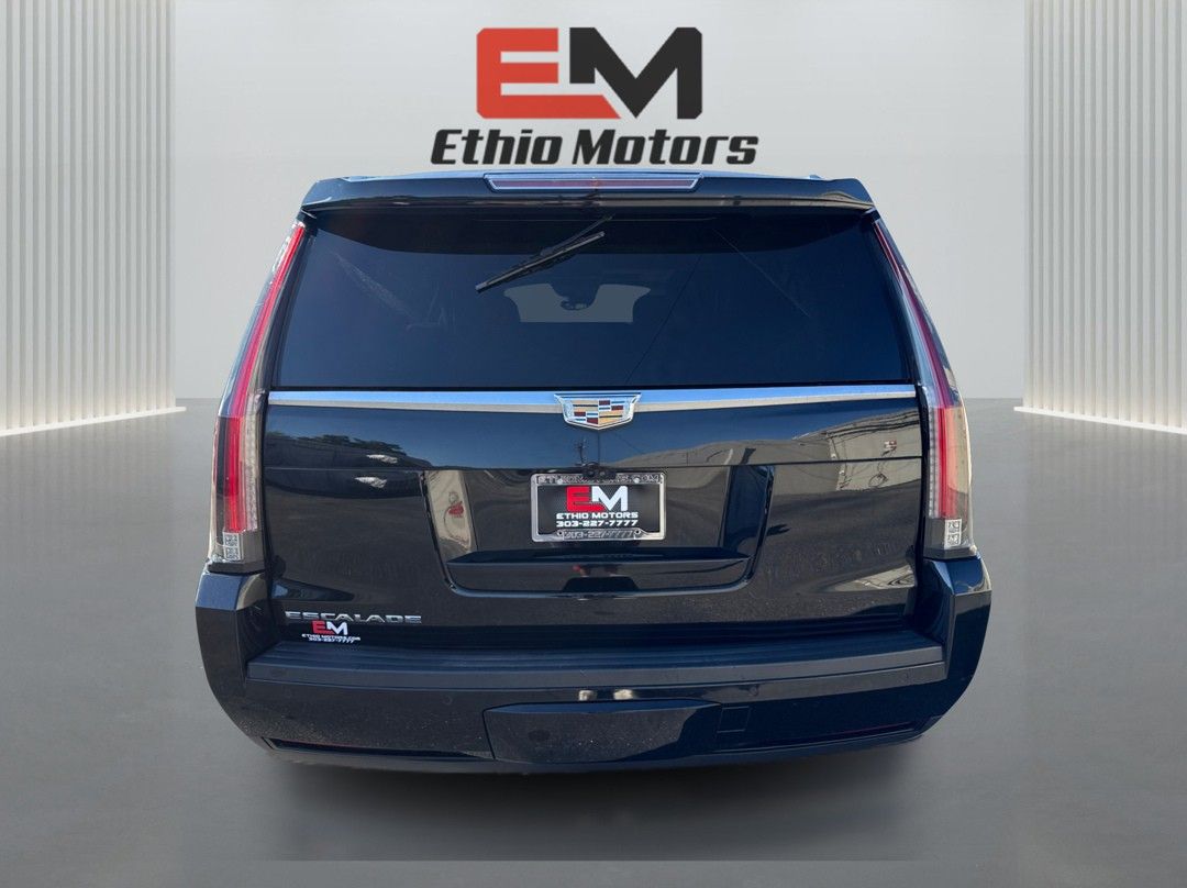 2019 Cadillac Escalade ESV Luxury photo 57
