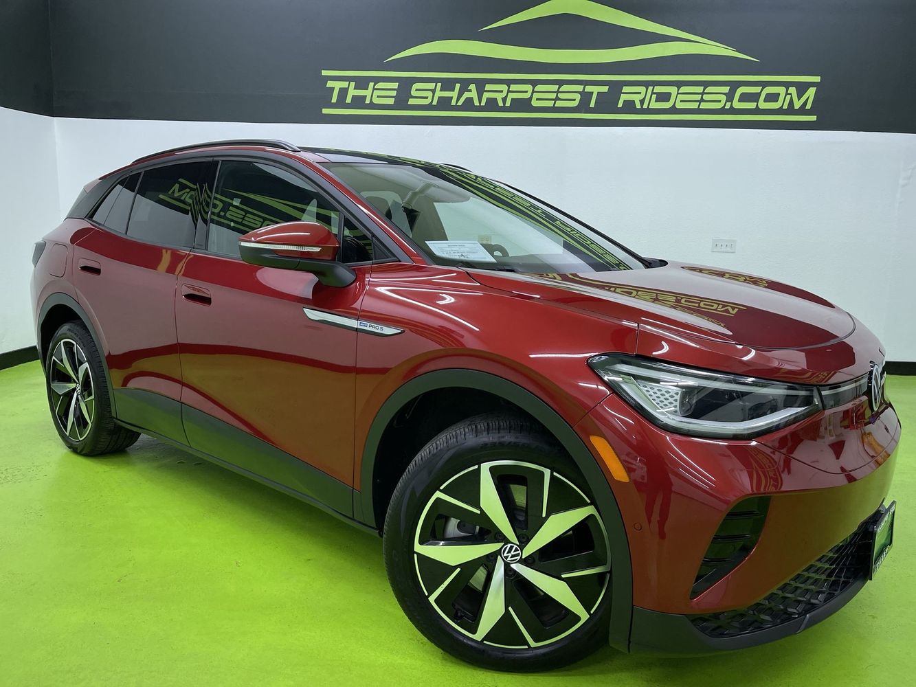 2023 Volkswagen ID.4 Base's photo