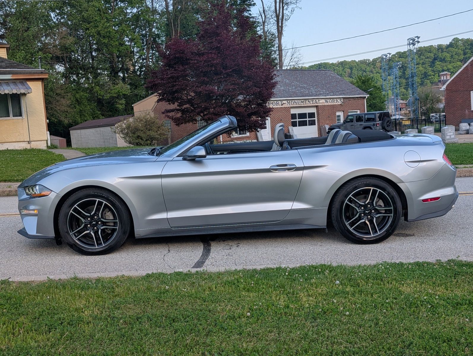 2020 Ford Mustang 18